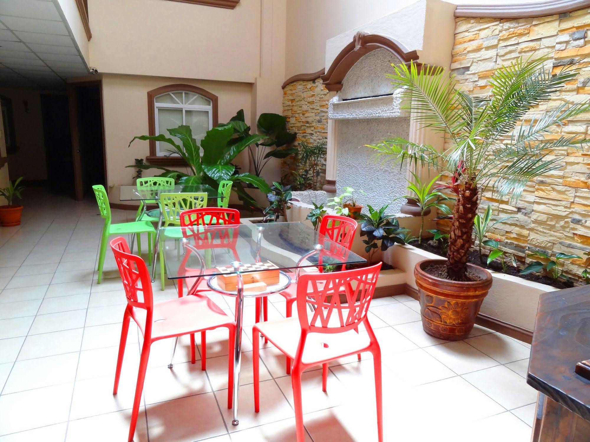 Hotel Eskalima Alajuela Exterior foto